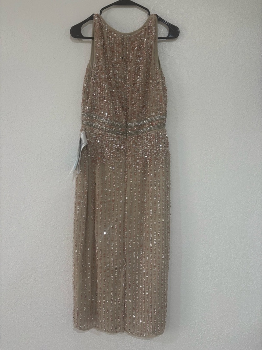 Mac Duggal Sequined Sleeveless V-Neck Midi Sheath Dress Size 4 NWT w Flaws - Picture 4 of 9